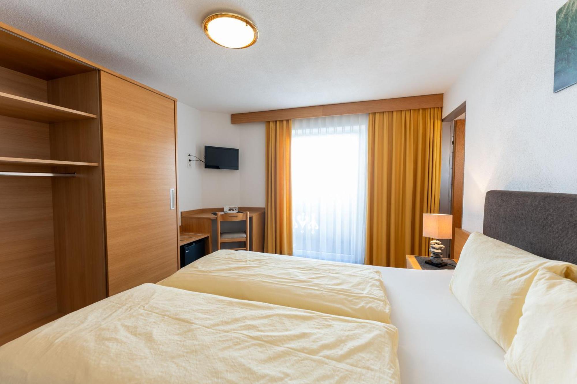 Gaestehaus -Pension Edelweiss Vent Exteriér fotografie